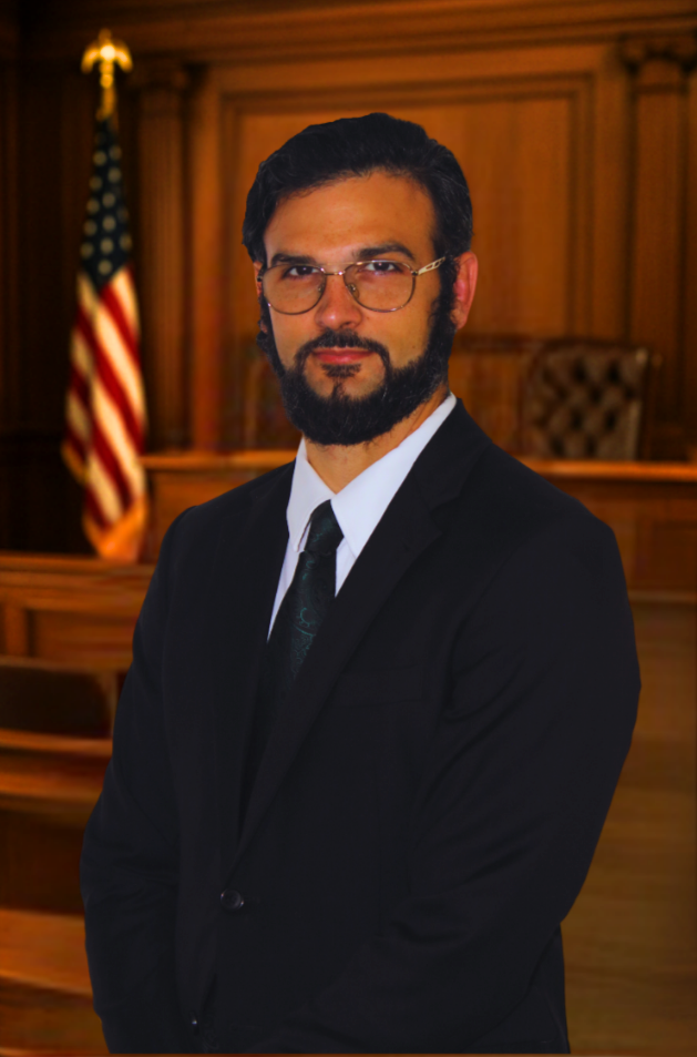Photo of Angel E. Reyes Washington, DC consumer-protection lawyer and former CFPB and FTC attorney, in courtroom